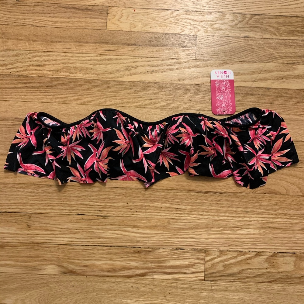 Off The Shoulder Padded Bathing Suit Top